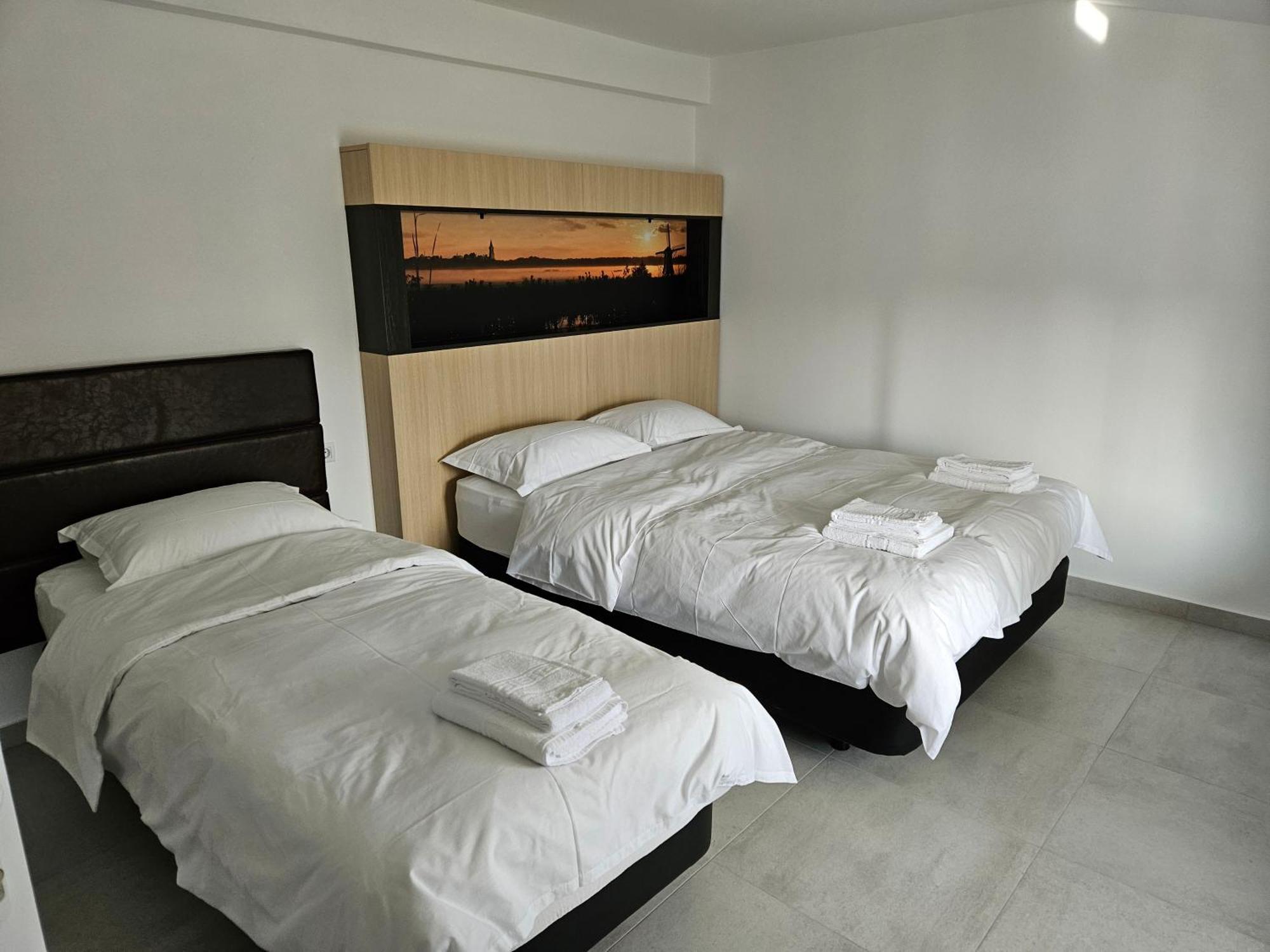 Casa Cristian Apartment Turda Ngoại thất bức ảnh